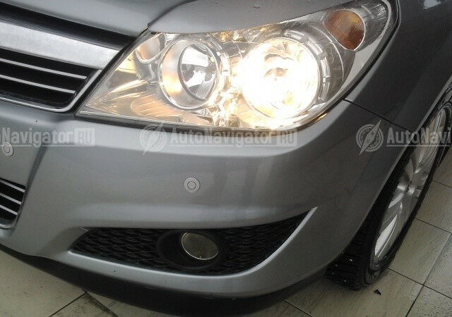 Opel Astra 2010 года