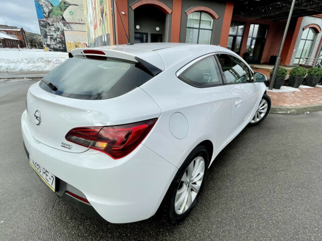 Opel Astra 2014 года