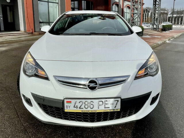 Opel Astra 2014 года