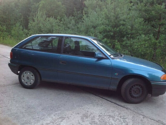 Opel Astra 1993 года