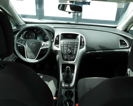 Opel Astra 2013 года - Фото 6 авто