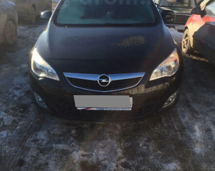 Opel Astra 2010 года