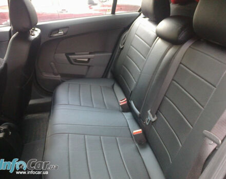Opel Astra 2012 року - Фото 3 автомобіля