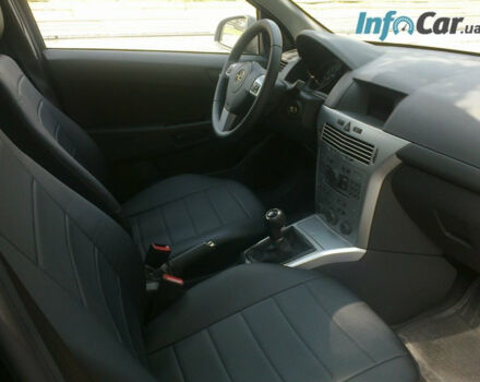 Opel Astra 2012 року - Фото 4 автомобіля