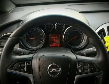 Opel Astra 2012 року - Фото 2 автомобіля