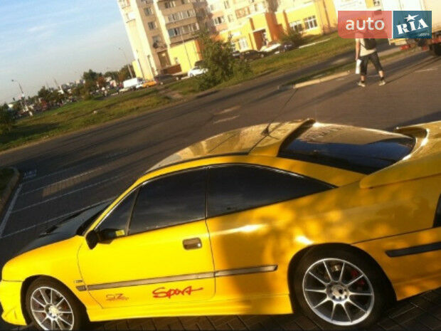 Opel Calibra 1993 року