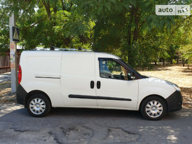 Opel Combo груз. 2013 года