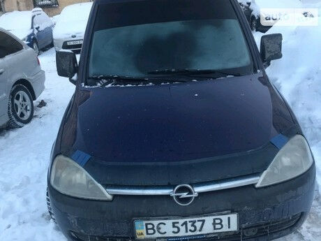 Opel Combo пасс. 2003 года