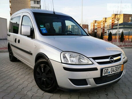 Opel Combo пасс. 2005 года