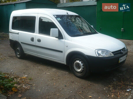 Опель Комбо пасс. 2006 года Opel Combo пасс. 2006 года