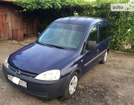 Opel Combo пасс. 2002 року