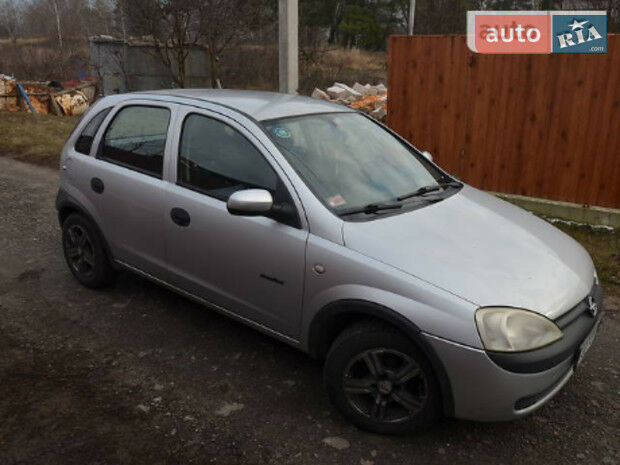 Opel Corsa 2001 года