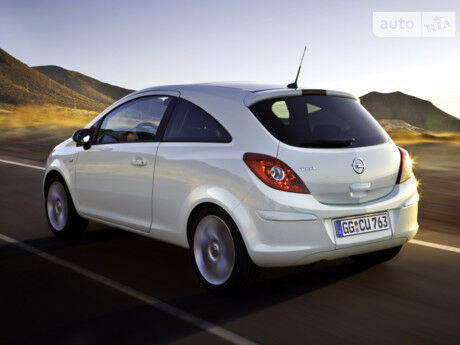 Опель Корса 2003 года Opel Corsa 2003 года