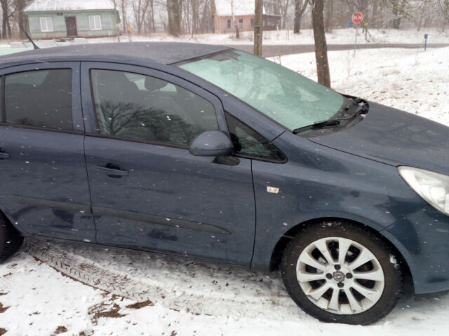 Opel Corsa 2010 року