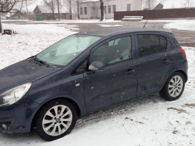 Opel Corsa 2010 року