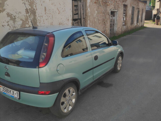 Opel Corsa 2000 року