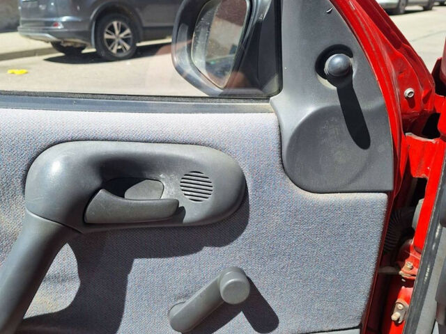 Opel Corsa 1998 року