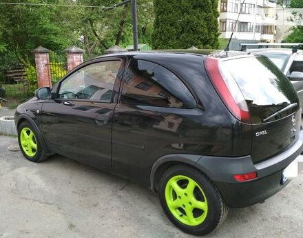 Opel Corsa 2002 года