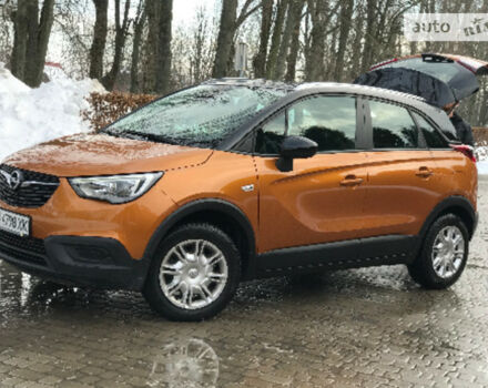 Фото на отзыв с оценкой 4.8 о Opel Crossland X 2019 году выпуска от автора "Елена Лела" с текстом: Прекрасный автомобиль, очень порадовало отделка салона, мотор 1.2 литра очень динамичный и эконом...