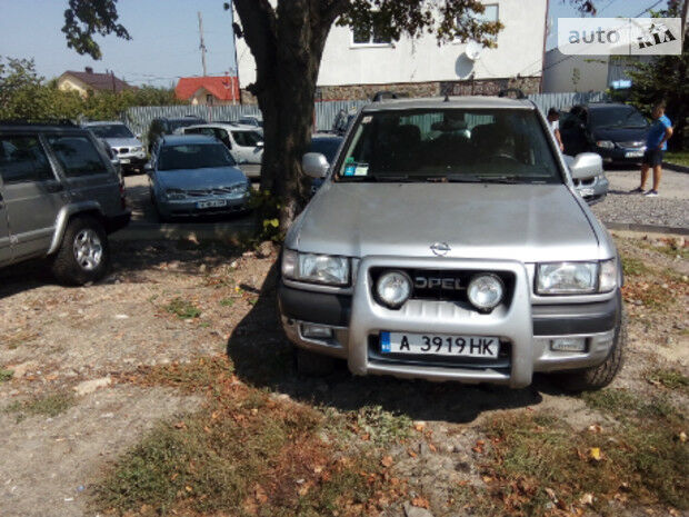 Opel Frontera 1999 года