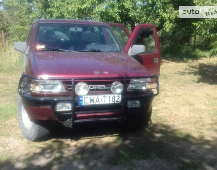 Opel Frontera 1998 року