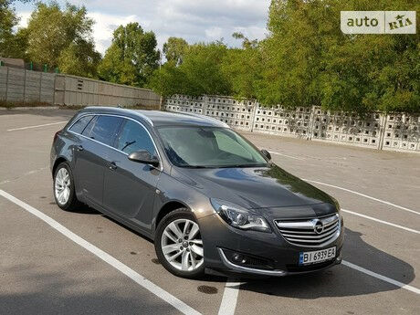 Opel Insignia Sports Tourer 2014 года