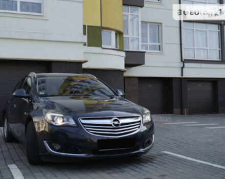 Opel Insignia Sports Tourer 2014 року