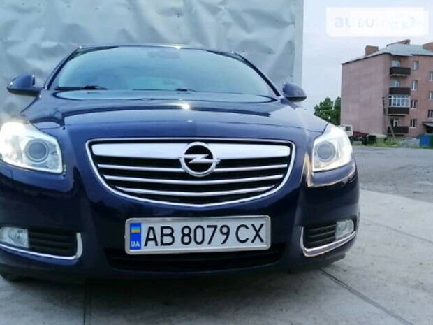 Opel Insignia 2011 года