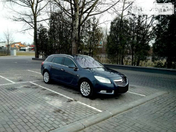 Opel Insignia 2010 року