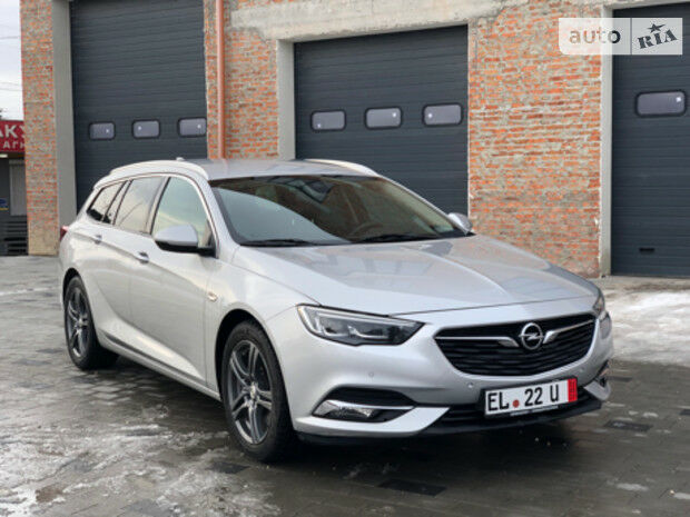 Opel Insignia 2018 года