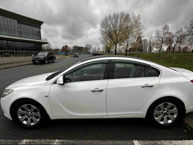 Opel Insignia 2010 року