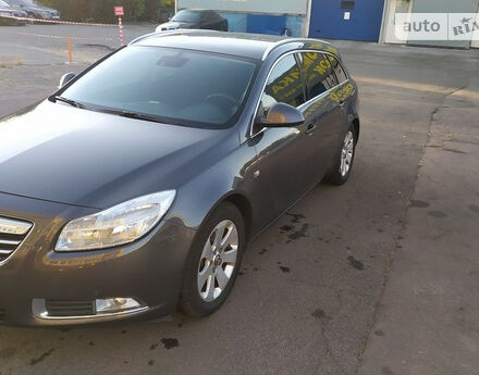 Opel Insignia 2010 року