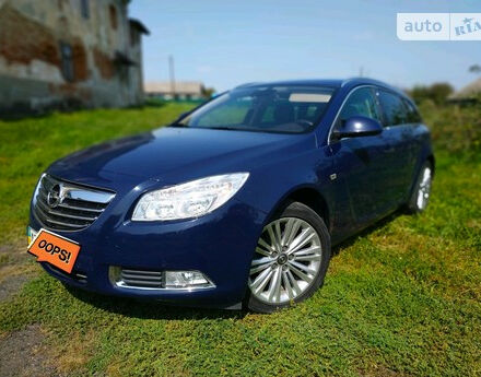 Opel Insignia 2012 года