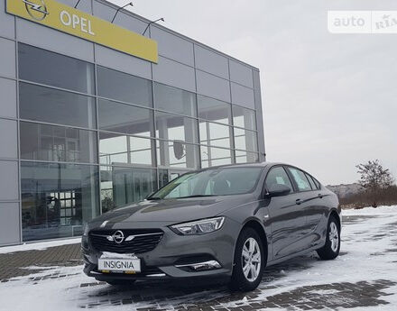 Opel Insignia 2017 года