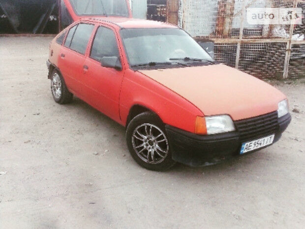 Opel Kadett 1987 года