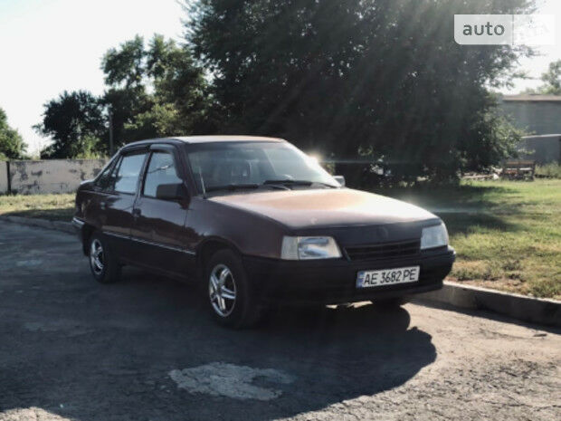 Опель Кадет 1990 года Opel Kadett 1990 года