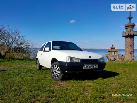 Opel Kadett 1987 года