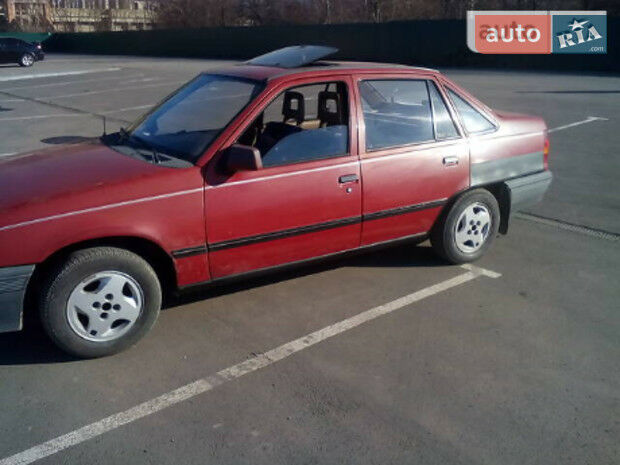 Opel Kadett 1987 года