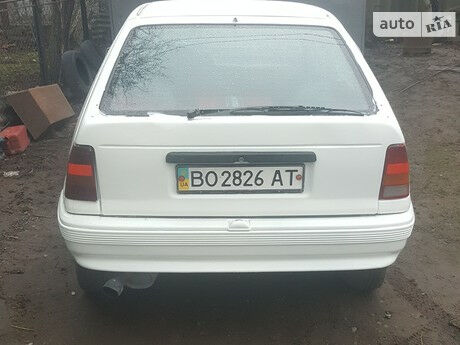 Opel Kadett 1985 року