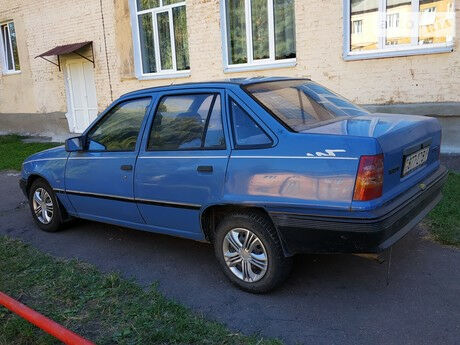 Opel Kadett 1989 года