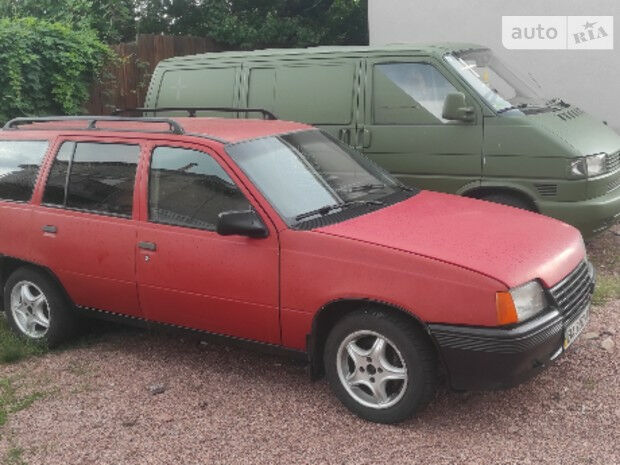 Opel Kadett 1988 года