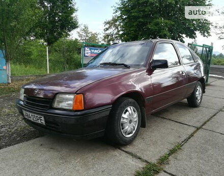 Opel Kadett 1990 года