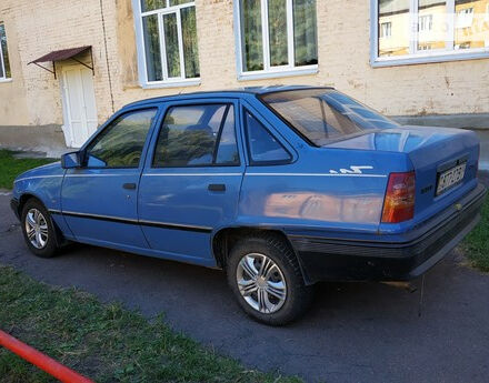 Opel Kadett 1989 року