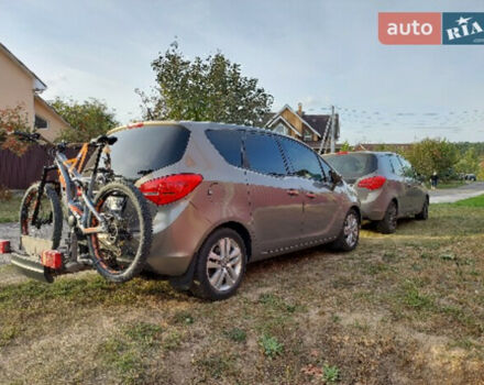 Opel Meriva 2011 року