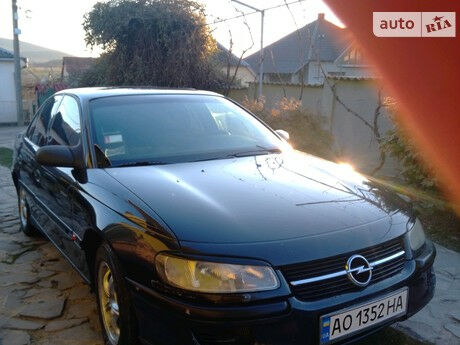 Opel Omega 1994 року