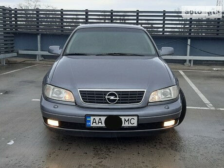 Опель Омега 2002 года Opel Omega 2002 года