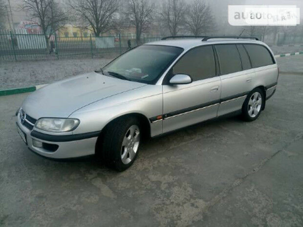 Opel Omega 1996 года