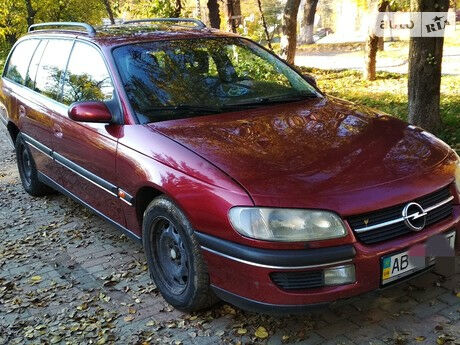 Opel Omega 1996 года