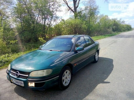 Опель Омега 1996 року Opel Omega 1996 року