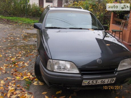 Opel Omega 1989 року